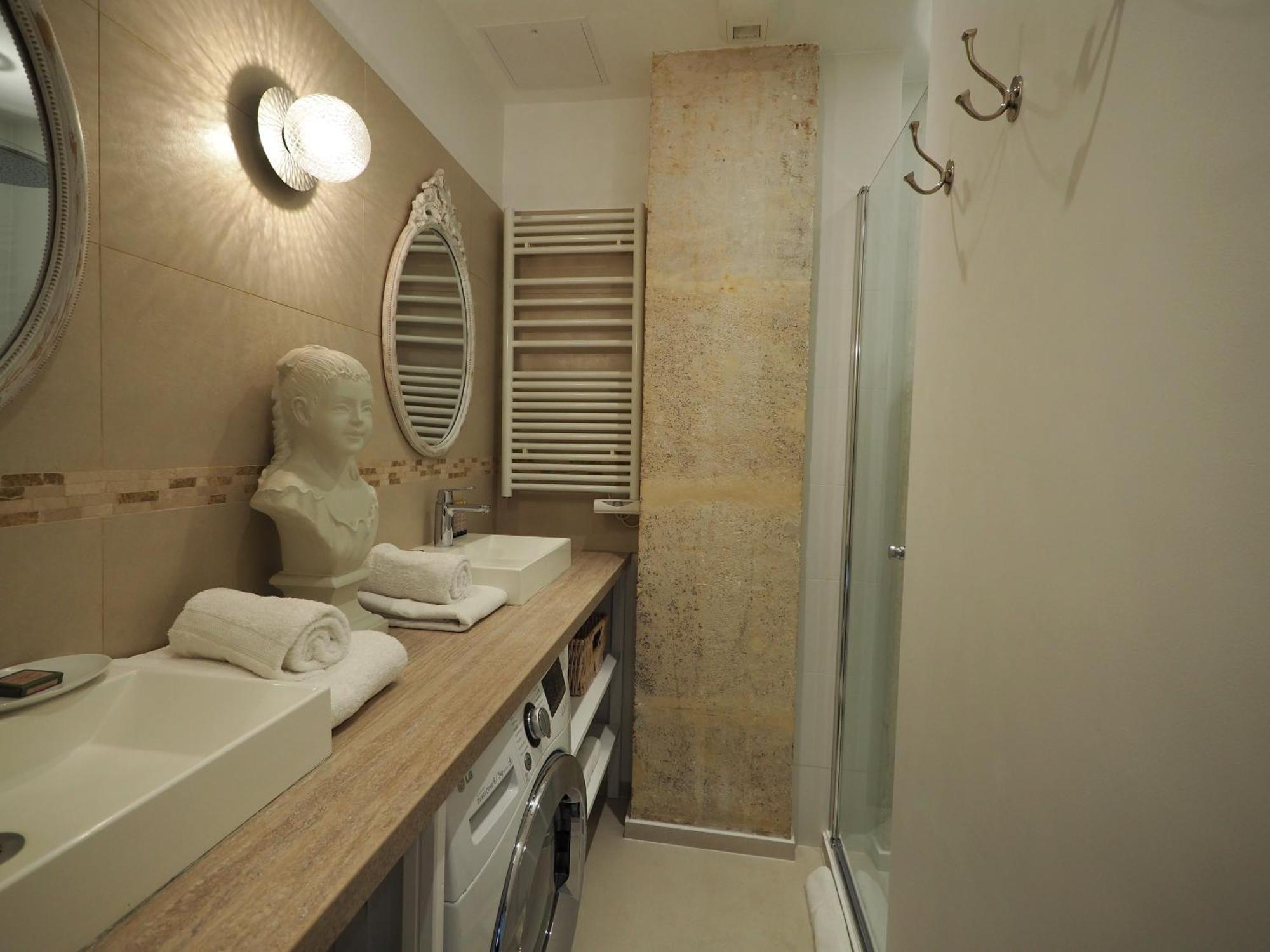Saint Germain Elegant Chicsuites Paris Exterior photo